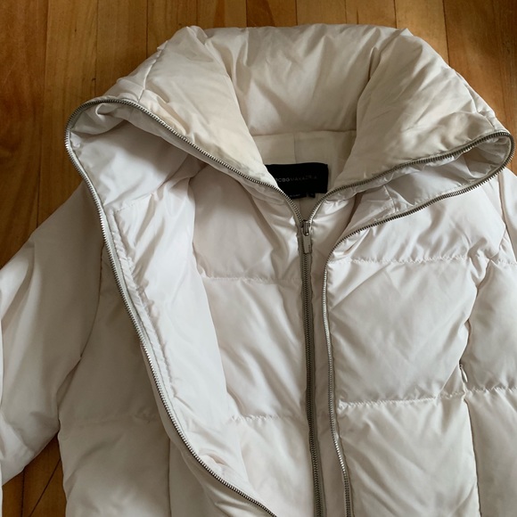 BCBG MAXAZRIA white puff coat - Picture 3 of 8
